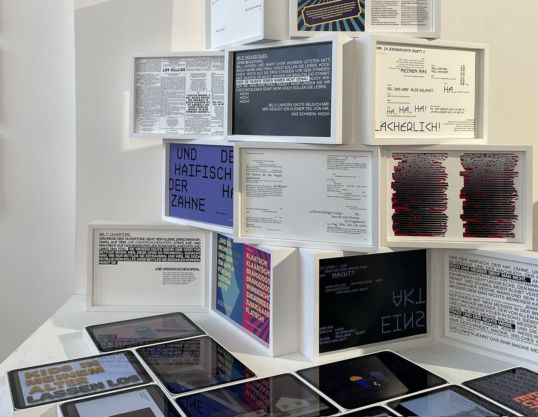 Promotional image for DeMo26 – Express Creative Growth: Eröffnung Ausstellung Kommunikationsdesign.