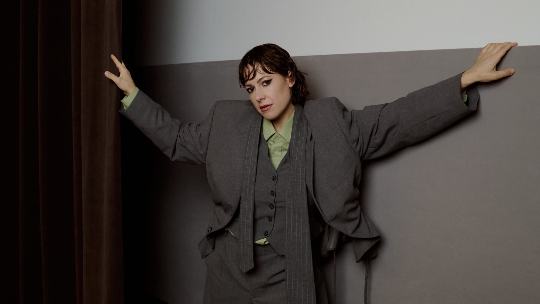 Portrait of musician Daniela Weinmann, who performs as Odd Beholder.