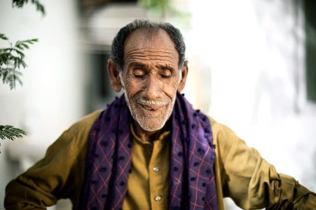 Ustad Noor Bakhsh playing the benju.