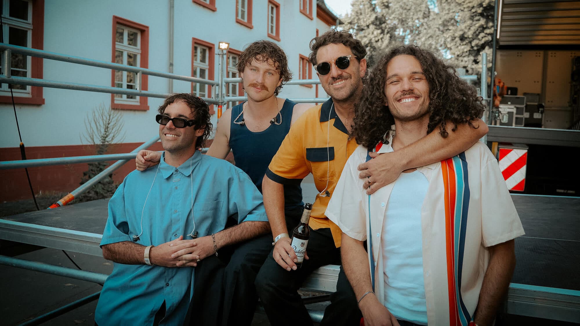 Press photo of the band Caravãna Sun.
