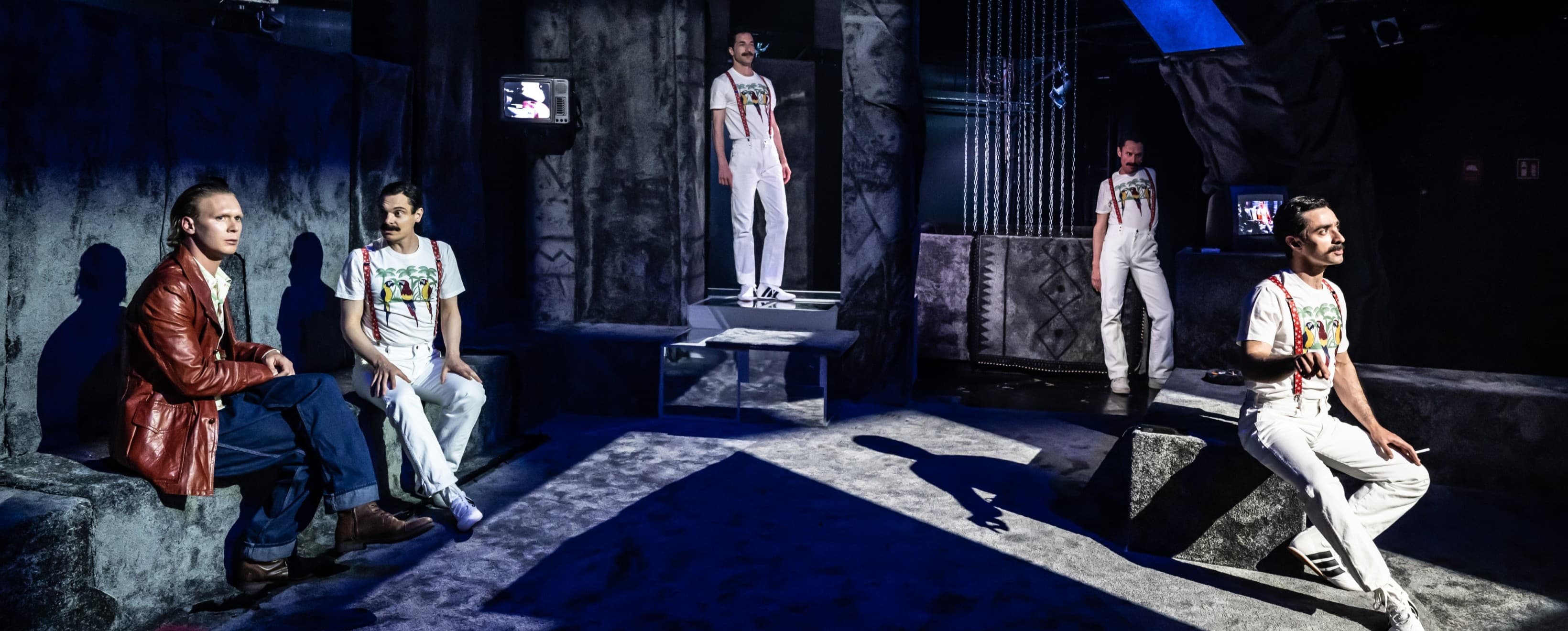 Scene photo from Mercury at the Marstall.